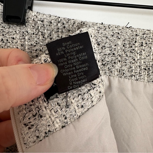 Ann Taylor Factory Tweed White Black & Gray Pencil Skirt - Picture 6 of 6